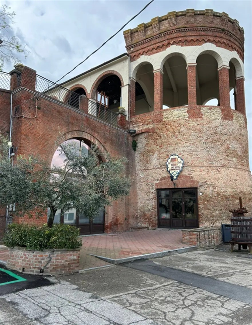 Concessione â€œBOTTEGA DEL VINO DI MONCALVOâ€
